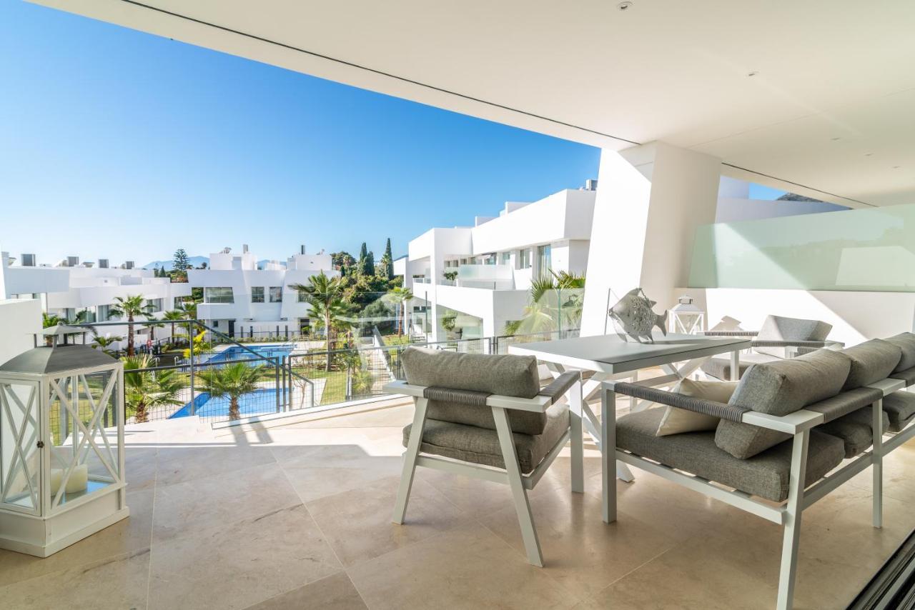 Casa Isabel: Luxury Condo with Private Infinity Pool Marbella Exterior photo
