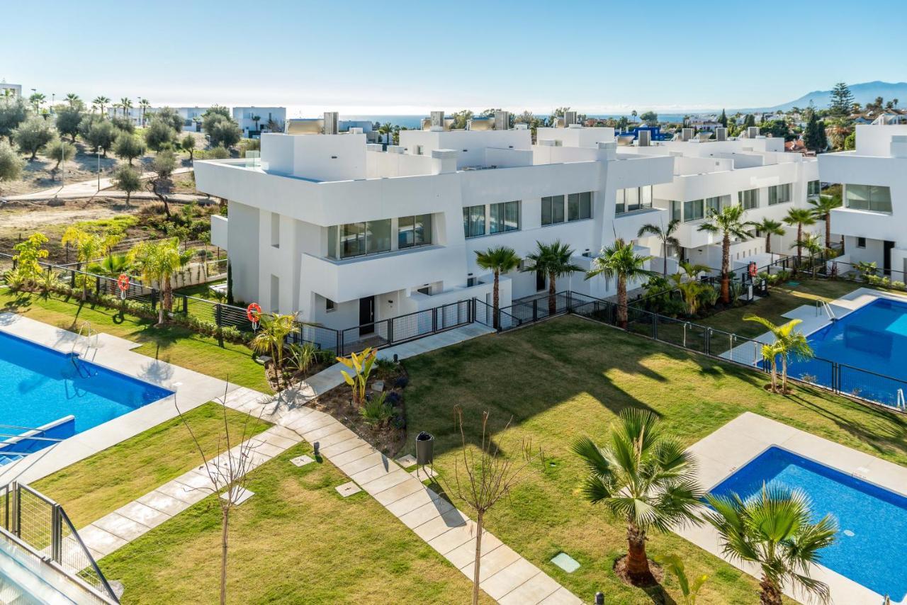 Casa Isabel: Luxury Condo with Private Infinity Pool Marbella Exterior photo