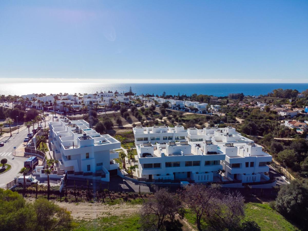 Casa Isabel: Luxury Condo with Private Infinity Pool Marbella Exterior photo